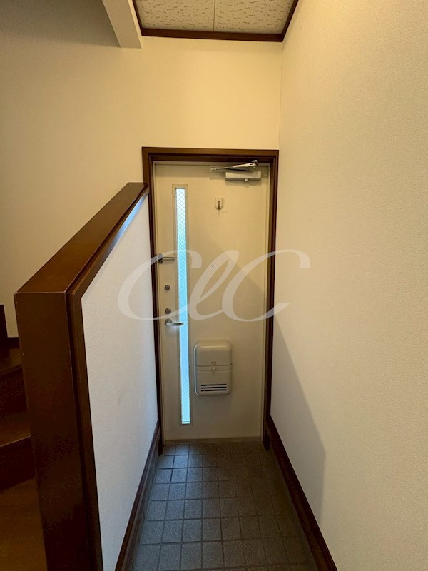 シャルマンエストB棟 玄関