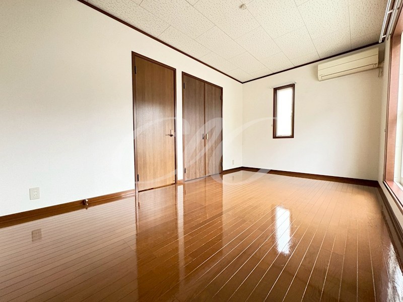 シャルマンエストB棟 ベッドルーム