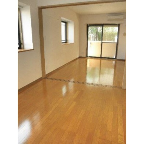 シャンテ薫 リビング