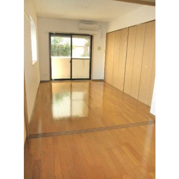 シャンテ薫 ベッドルーム