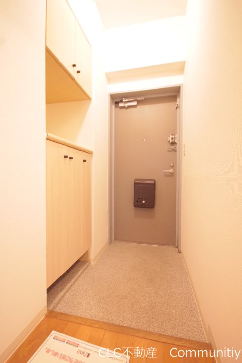 コスモプラザ行徳 玄関