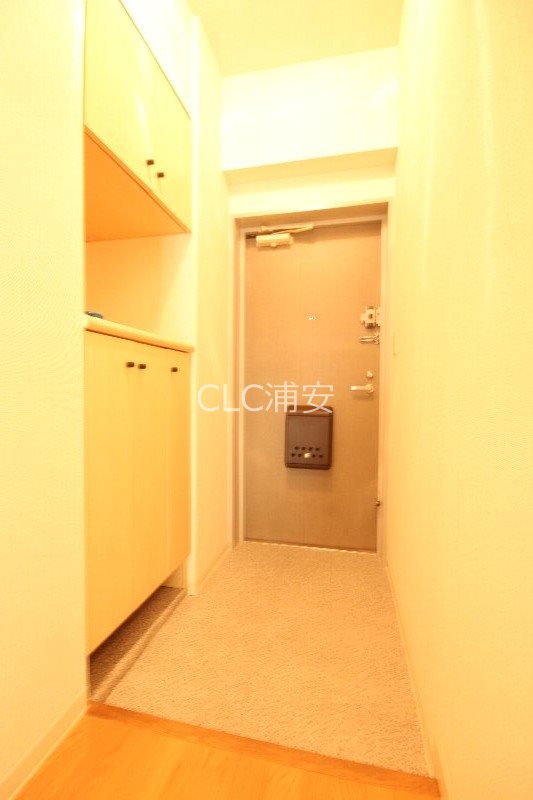 コスモプラザ行徳 玄関