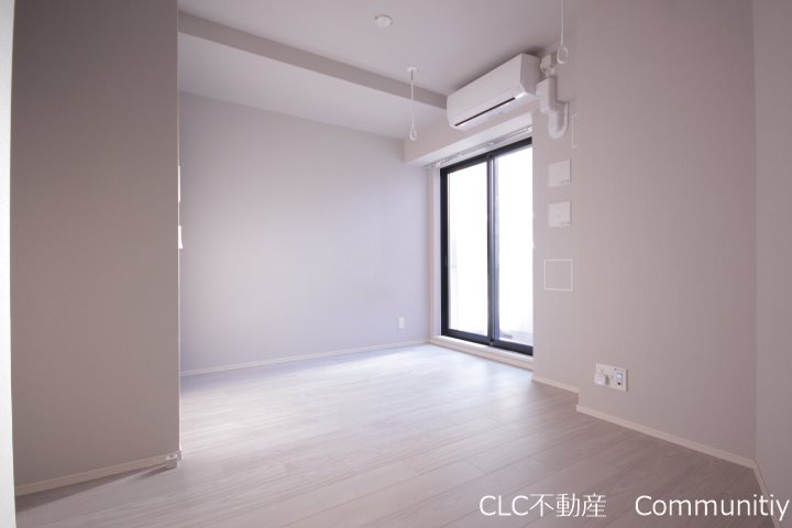 Alivis 浦安 リビング