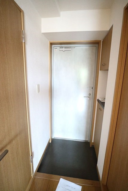 イーストフラット 玄関