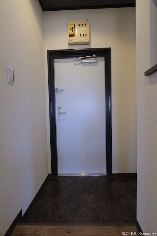 井上マンション 玄関