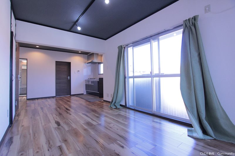 井上マンション リビング