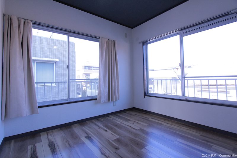 井上マンション ベッドルーム