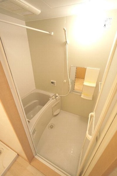 ニューアローズＭⅢ 風呂画像