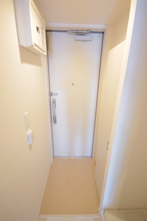 リブリ・グランハイム 玄関