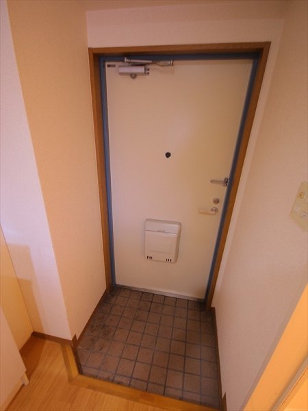 クレオ舞浜B 玄関