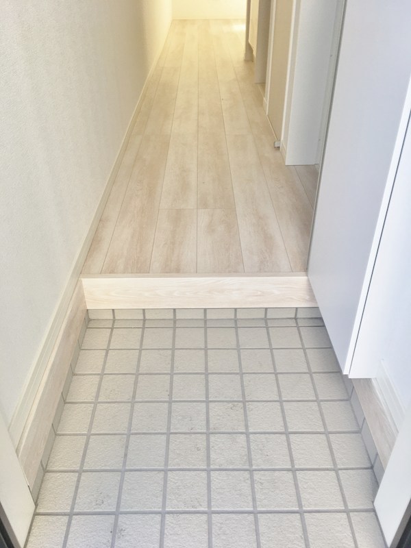 アルモ金沢文庫 玄関