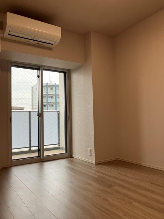 プラウド武蔵新城ステーションマークス 玄関