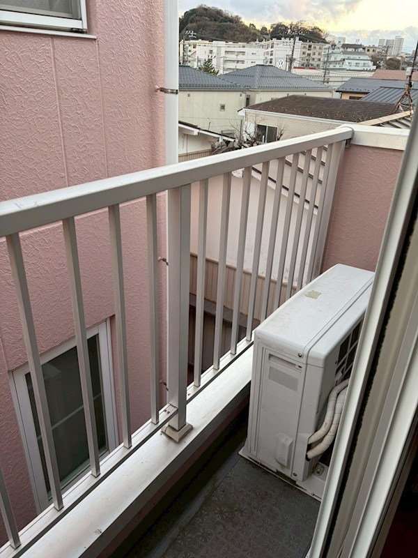 ビエンベニドミカサオカモト ベランダ