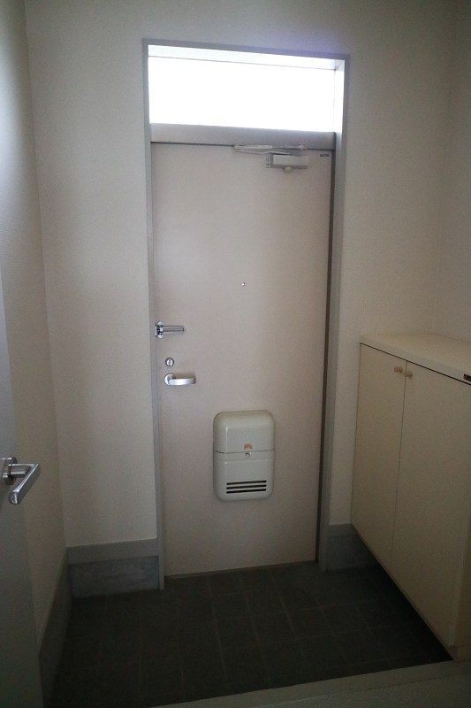 星野ハイツA 玄関