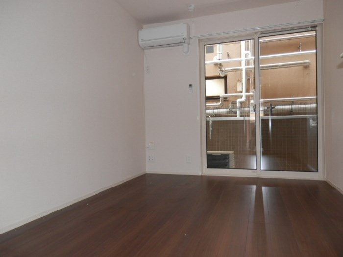 ロイヤルアーク リビング