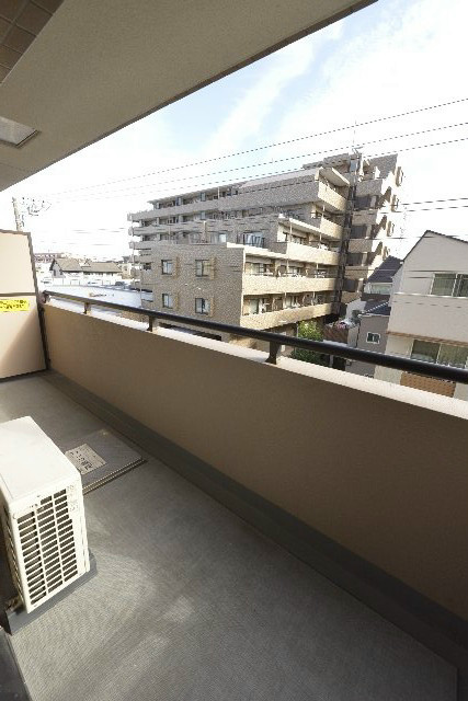 ＳＡＴＯＭＩ-4番館 ベランダ