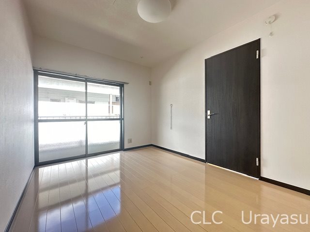 クレール加納B ベッドルーム