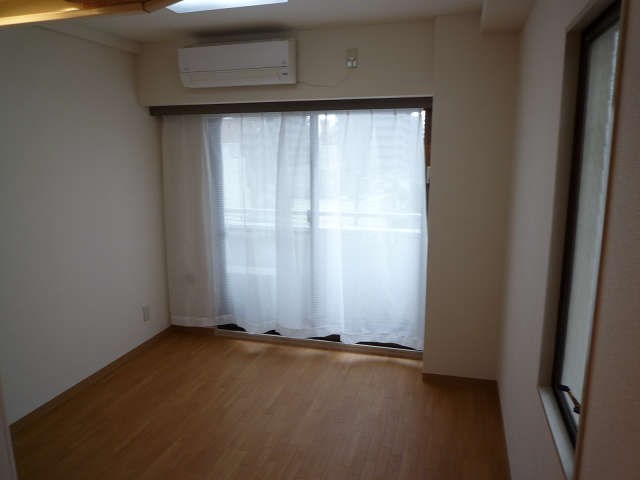 中野第2ビル ベッドルーム