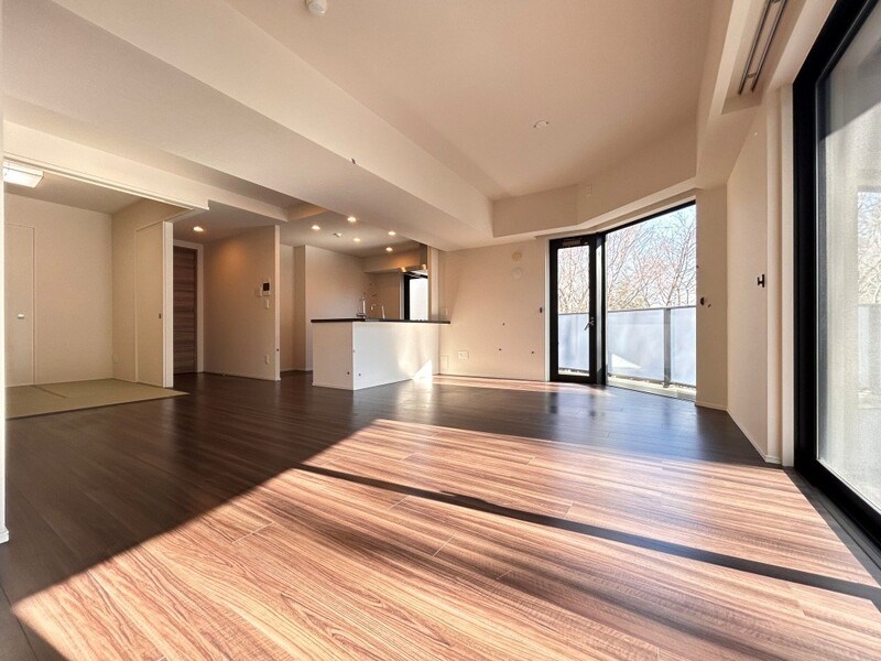 Brillia City横浜磯子　D棟 リビング