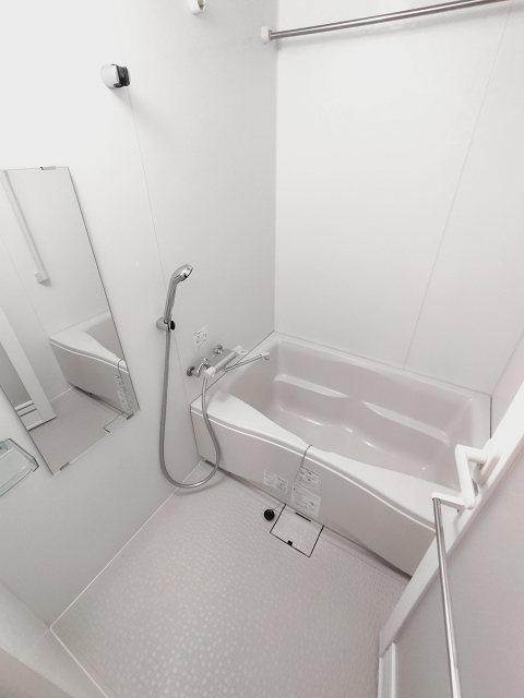 パシフィックロイヤルコートみなとみらいアーバンタワー 風呂画像