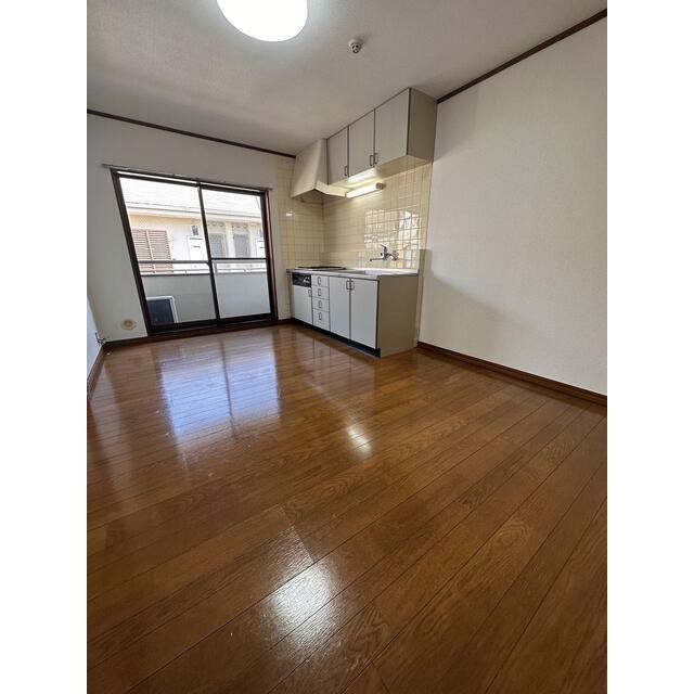 シャングリラ野島Ⅱ リビング