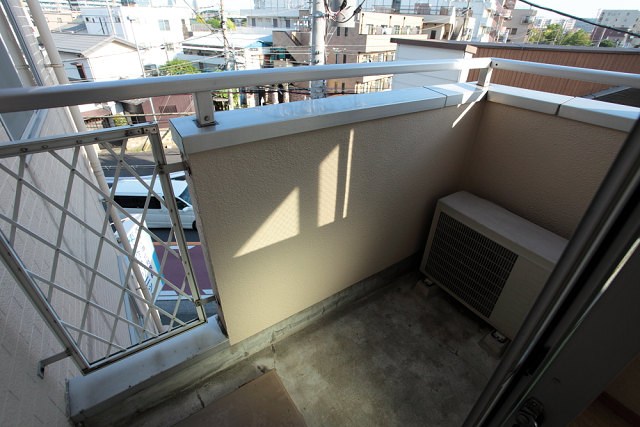 メゾン新川崎 ベランダ