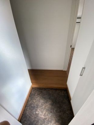 カナル小田栄 玄関