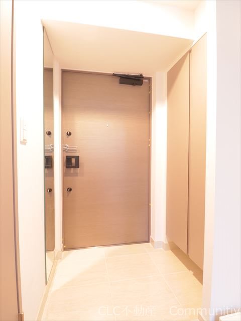 ブランシエスタ浦安 玄関