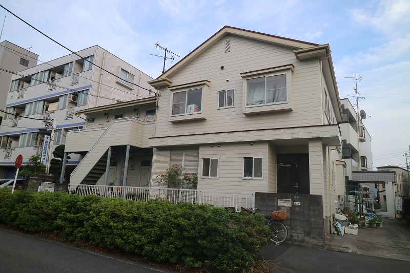 岩崎ハイム 203号室 外観