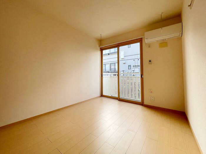 クレスト西戸部 ベッドルーム