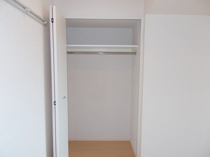 ジェイ・エス・ティ横浜東 その他1