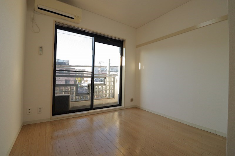 リュミエ浦安 ベッドルーム