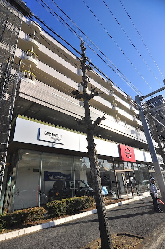 ラ・レーヌ日野 外観