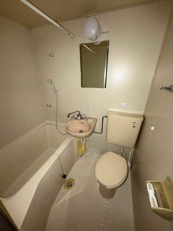 ウエストフラット 風呂画像