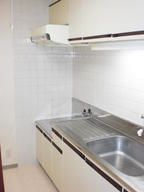 サニーテラス西寺尾 キッチン