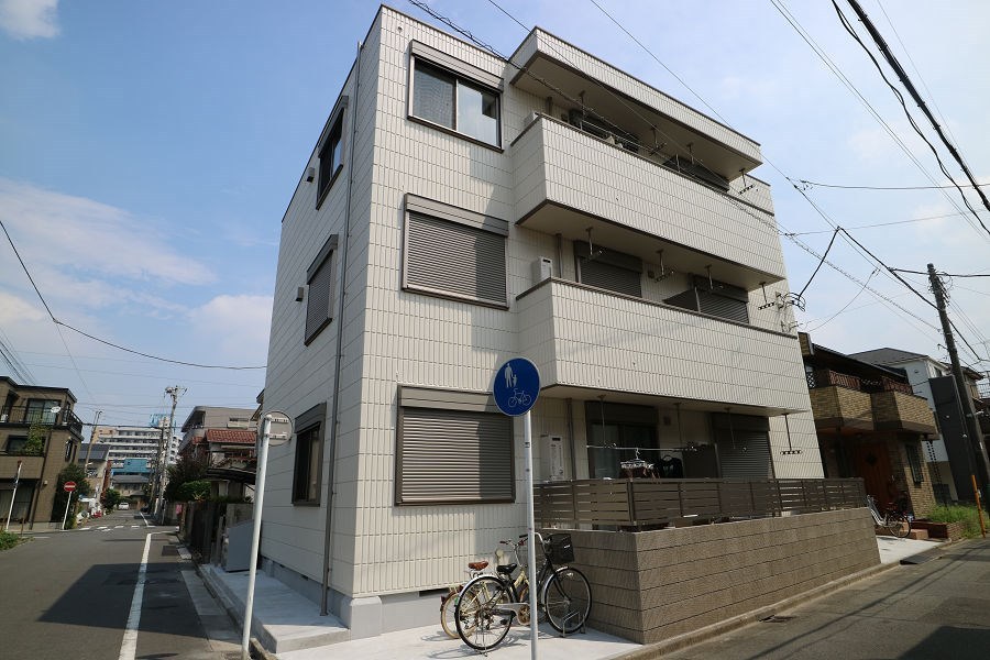 Maison de coin 外観