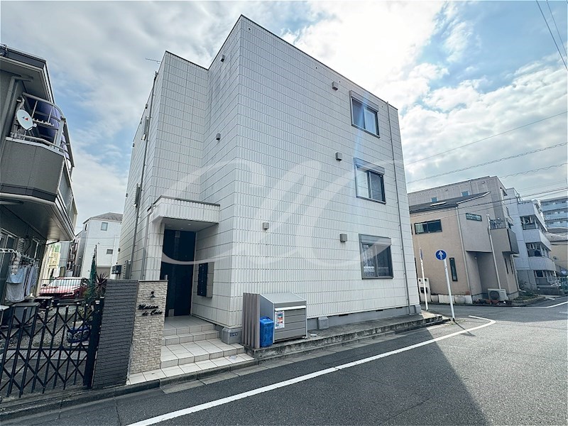 Maison de coin 外観