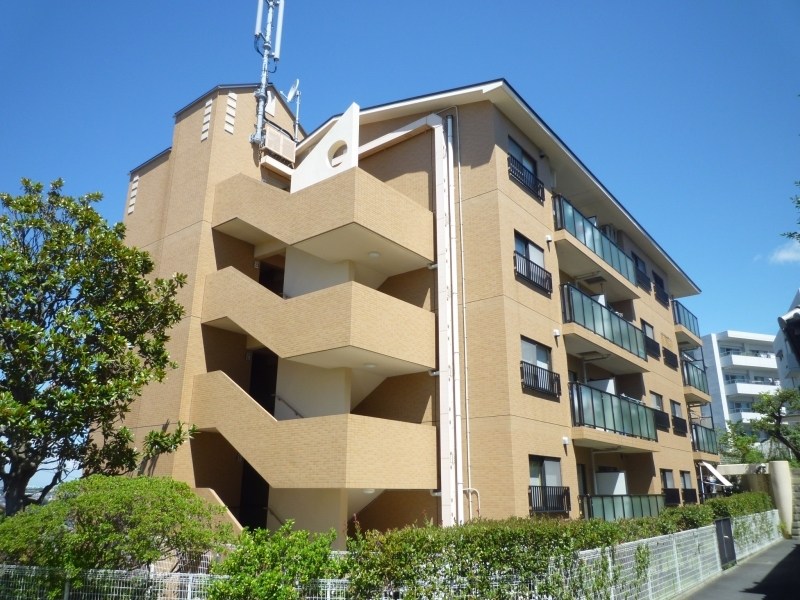 ヒルサイド森 外観