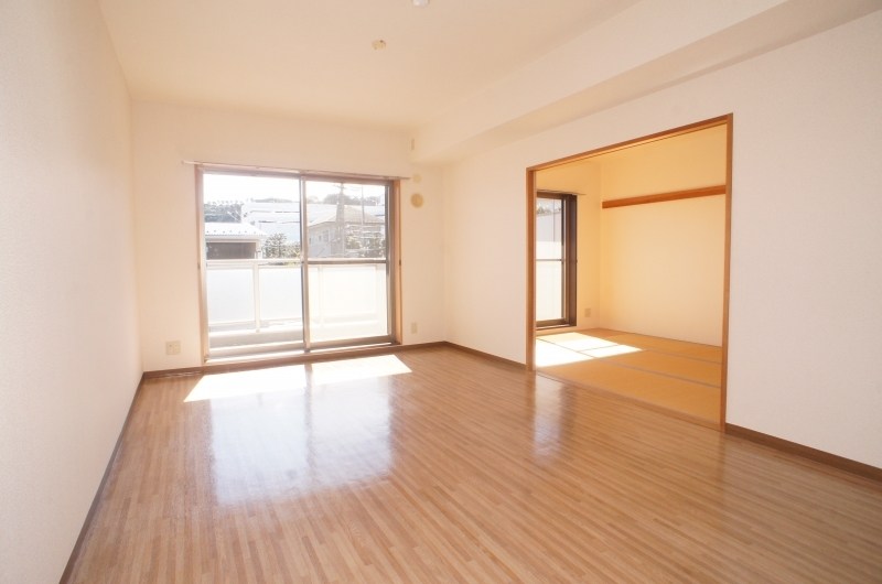 グランジュール港南台 リビング