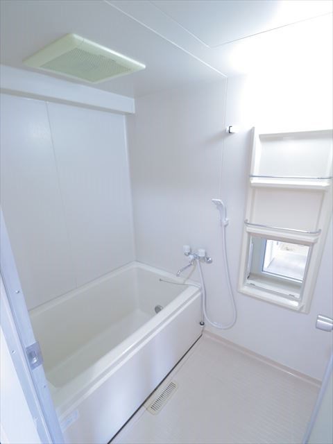 ベルエキップ一番館 風呂画像