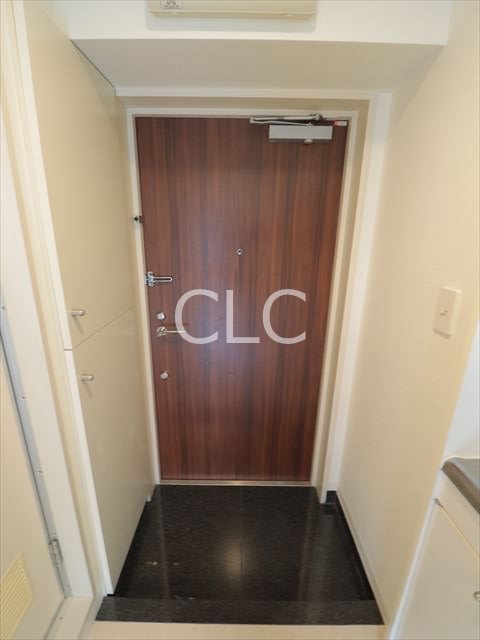 SOCIETY　MINAMIーGYOTOKU（ソサエティ南行徳） 玄関