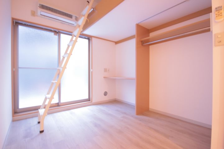 フローラ4 ベッドルーム