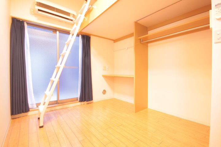 フローラ4 リビング