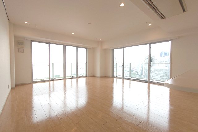 パシフィックロイヤルコートみなとみらいオーシャンタワー  リビング