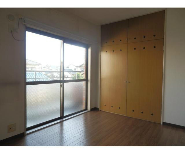 メゾン本行徳 ベッドルーム