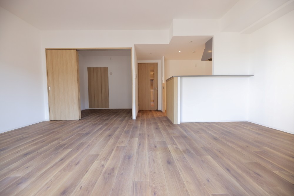 リーラ横浜川和町 リビング