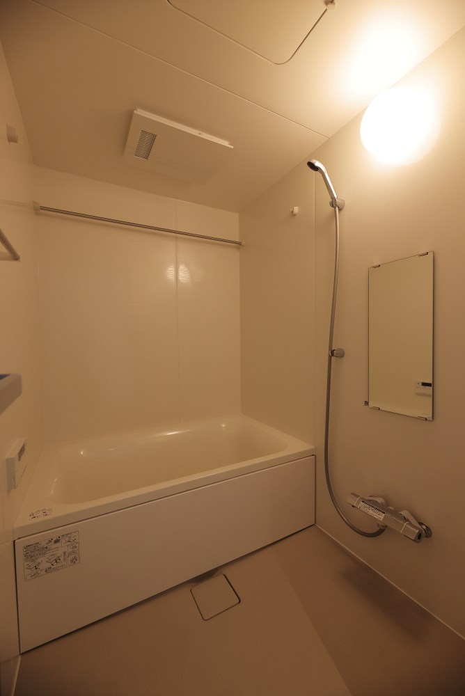 リーラ横浜川和町 風呂画像