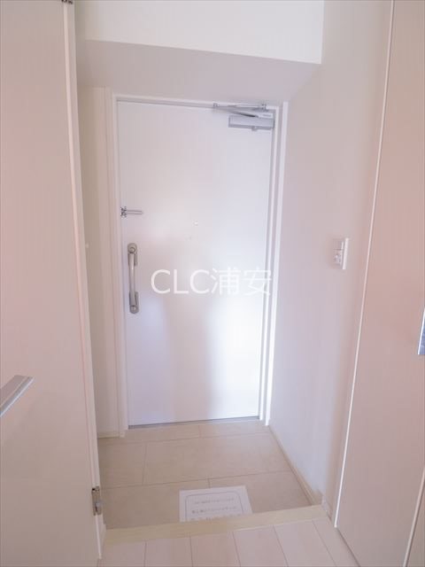 メイクスデザイン浦安  玄関