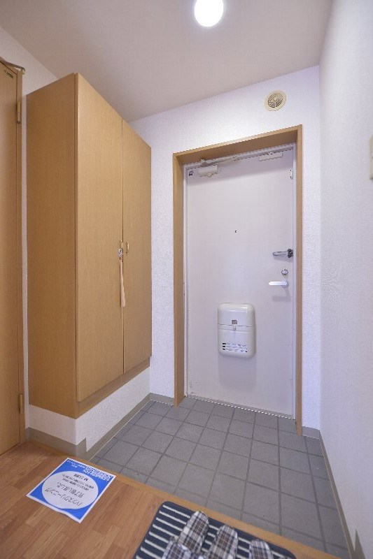 ルネス・リベルテ 玄関