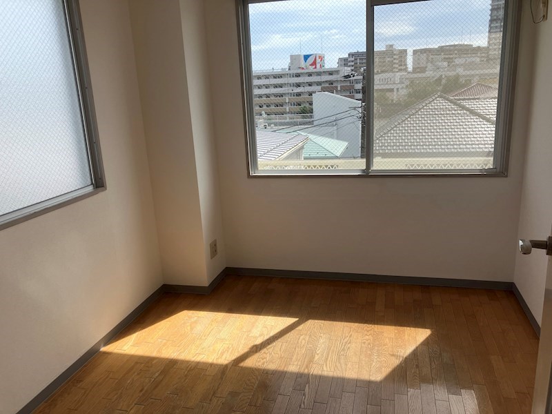 マリオ能見台 リビング